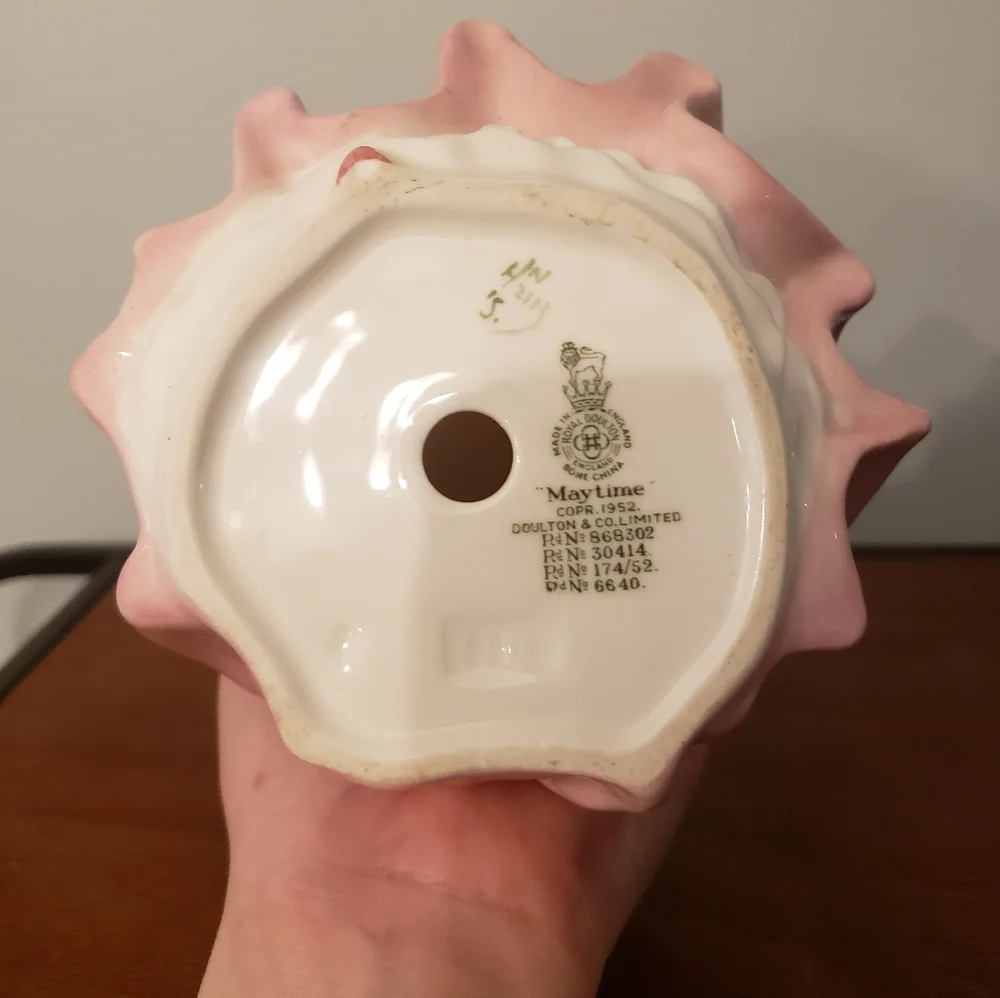 Vintage Royal Doulton Maytime Porcelain Figure - Picture 7 of 9